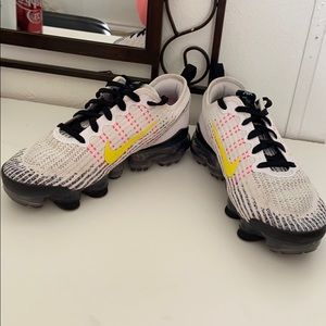 Nike vapor maxes